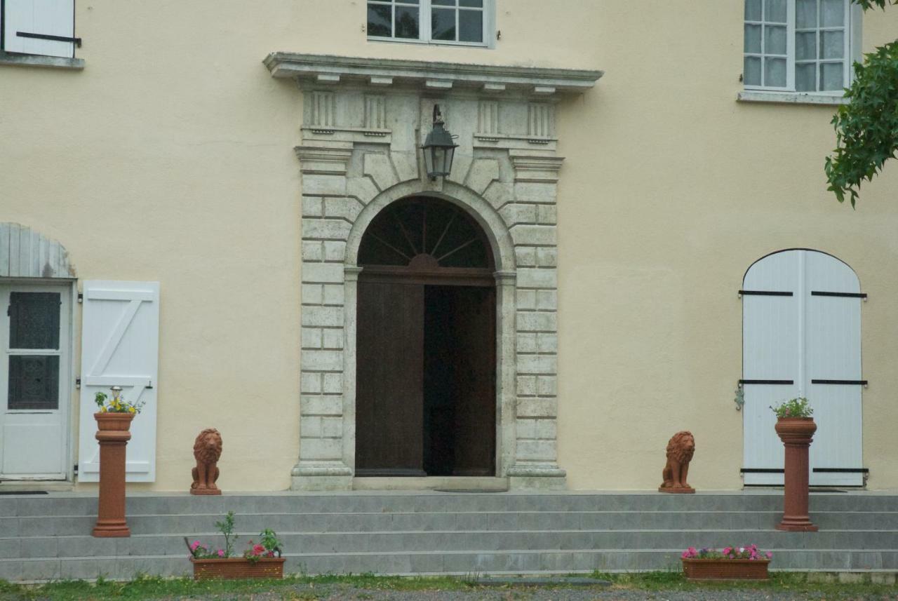 Le Clos Des Cedres B&B La Rochefoucauld Zewnętrze zdjęcie